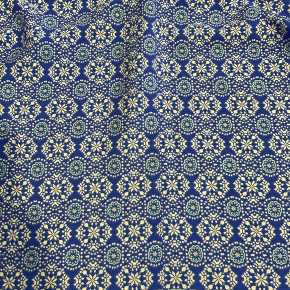 Skies Are Blue Tank Top Small - Picture 5 of 10